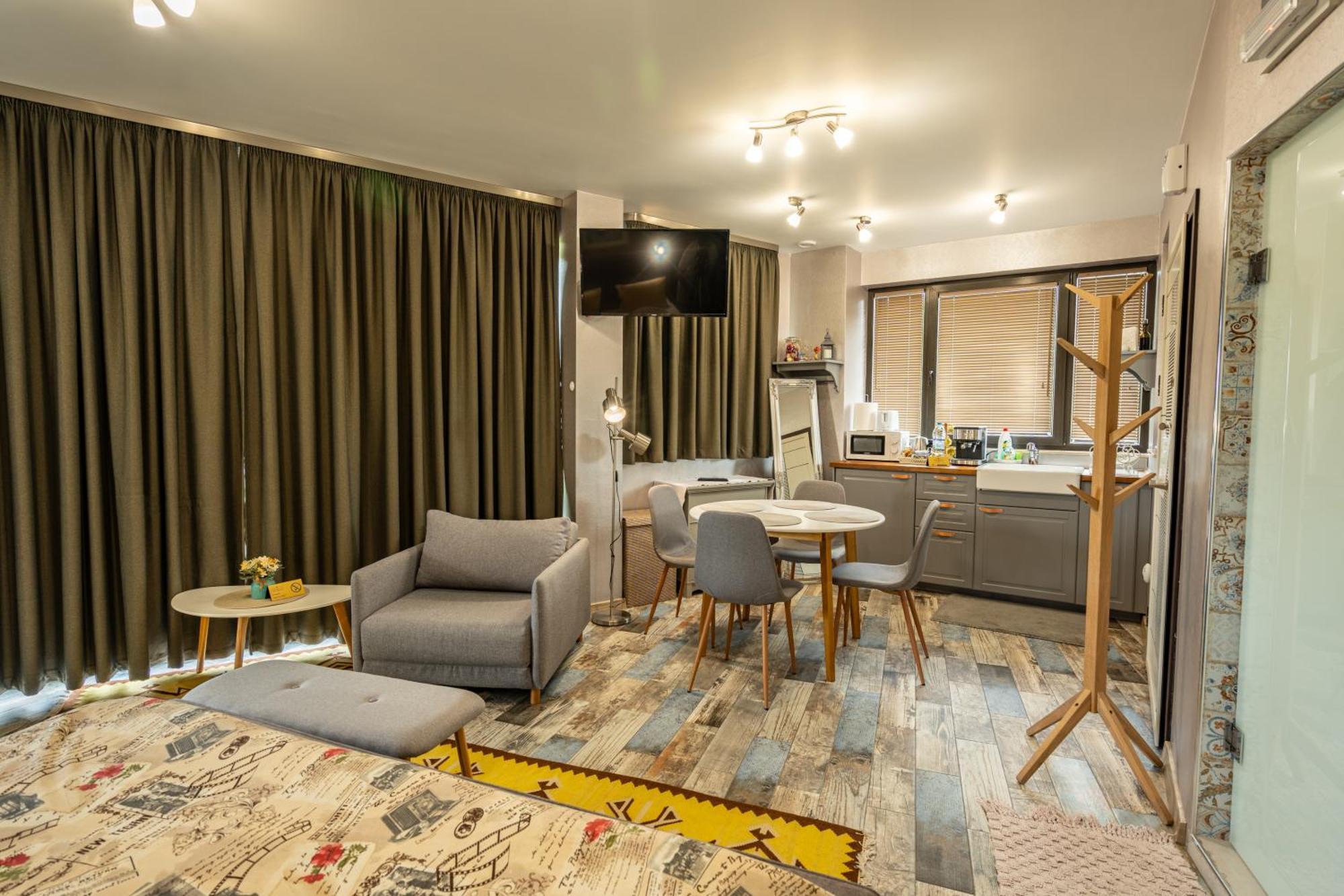 Club Houses Stefvall กลาวาตาร์ตซิ ภายนอก รูปภาพ