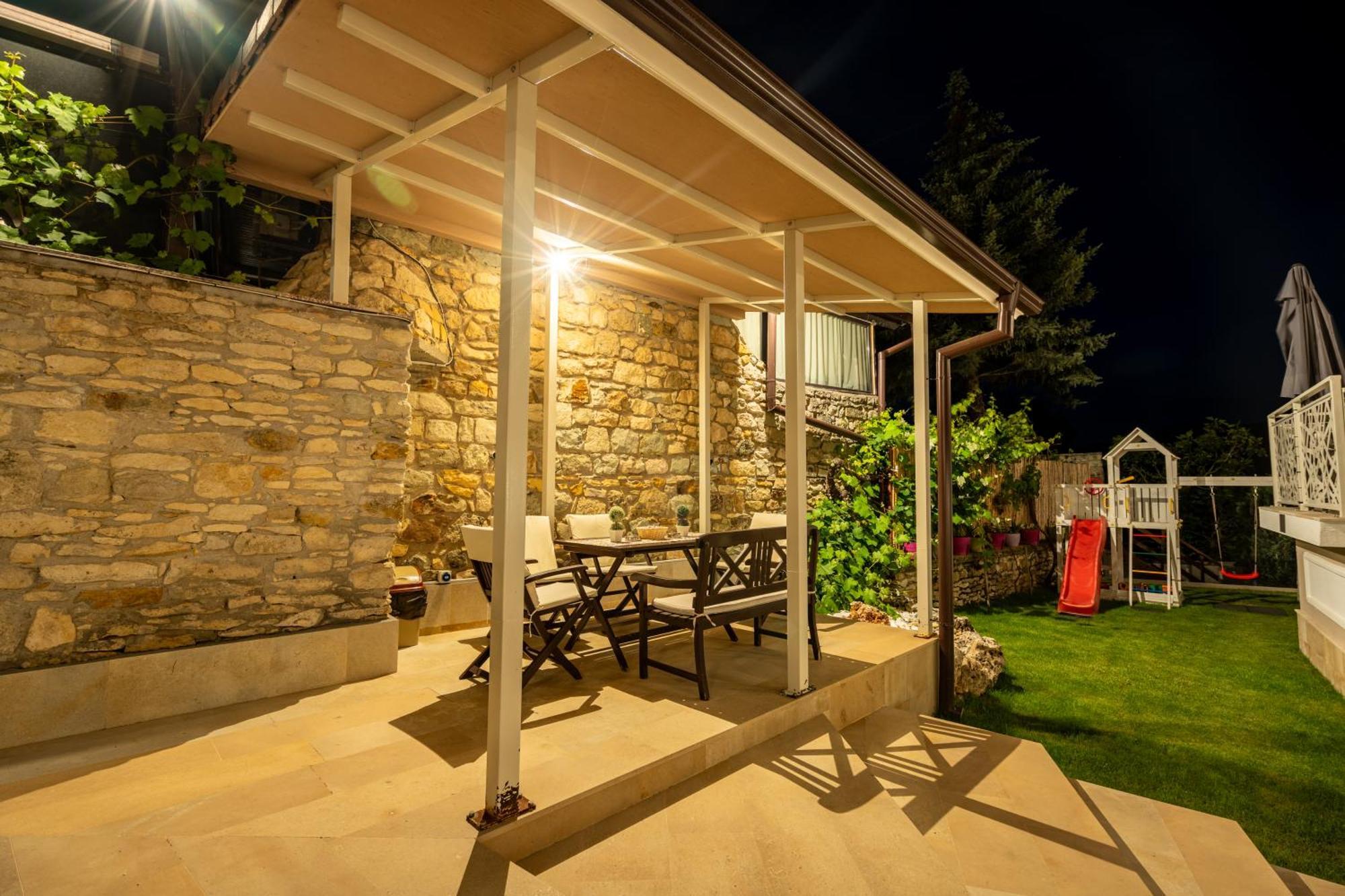 Club Houses Stefvall กลาวาตาร์ตซิ ภายนอก รูปภาพ